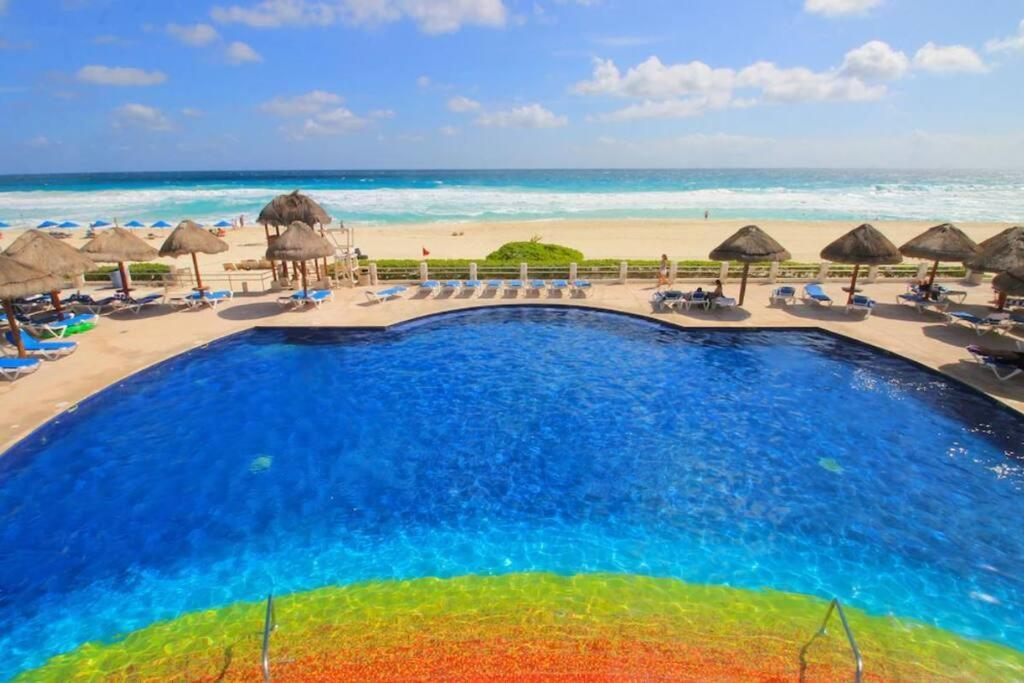 Villas Marlin By Andiani Travel Cancun Exterior photo